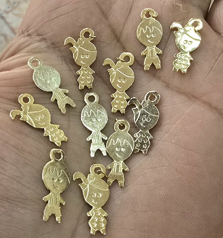 Dijes Bañados en oro 18k
