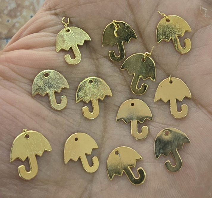Dijes Bañados en oro 18k